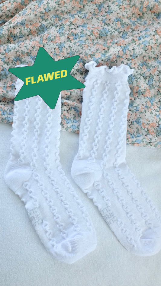 *FLAWED* Eleanore’s in White